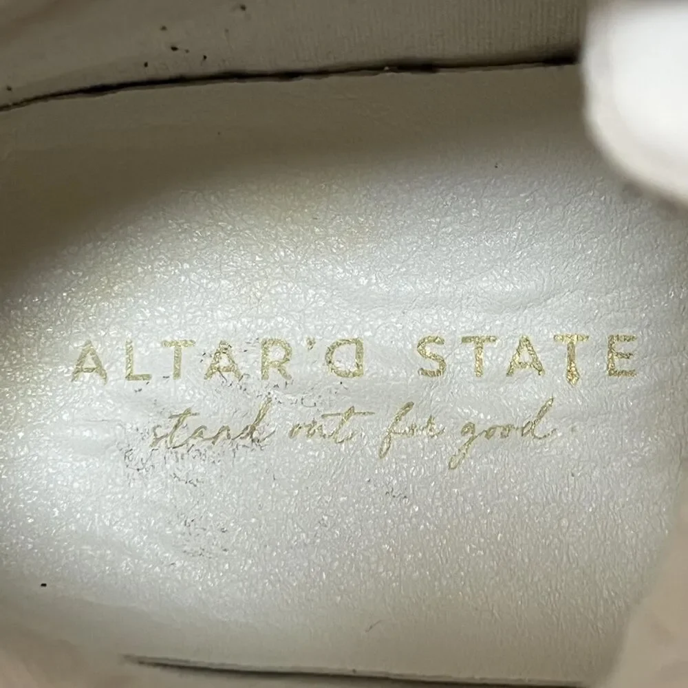 Altar'd State Cazzy Shoes Women's 7.5 White High Top Sneakers Comfort Streetwear